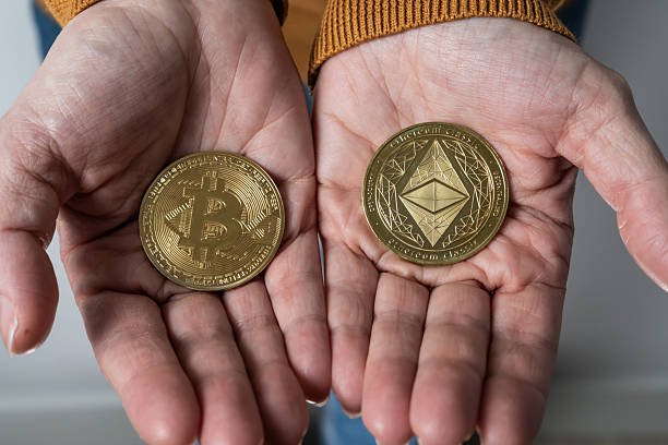 Top Altcoins to Invest In: A Simple Guide to Smart crypto Investors. Top altcoins to invest in 2